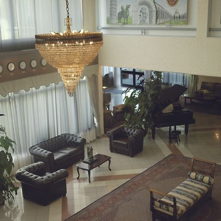 Hotel Granduca ซานจูเลียโน แตร์เม ภายนอก รูปภาพ
